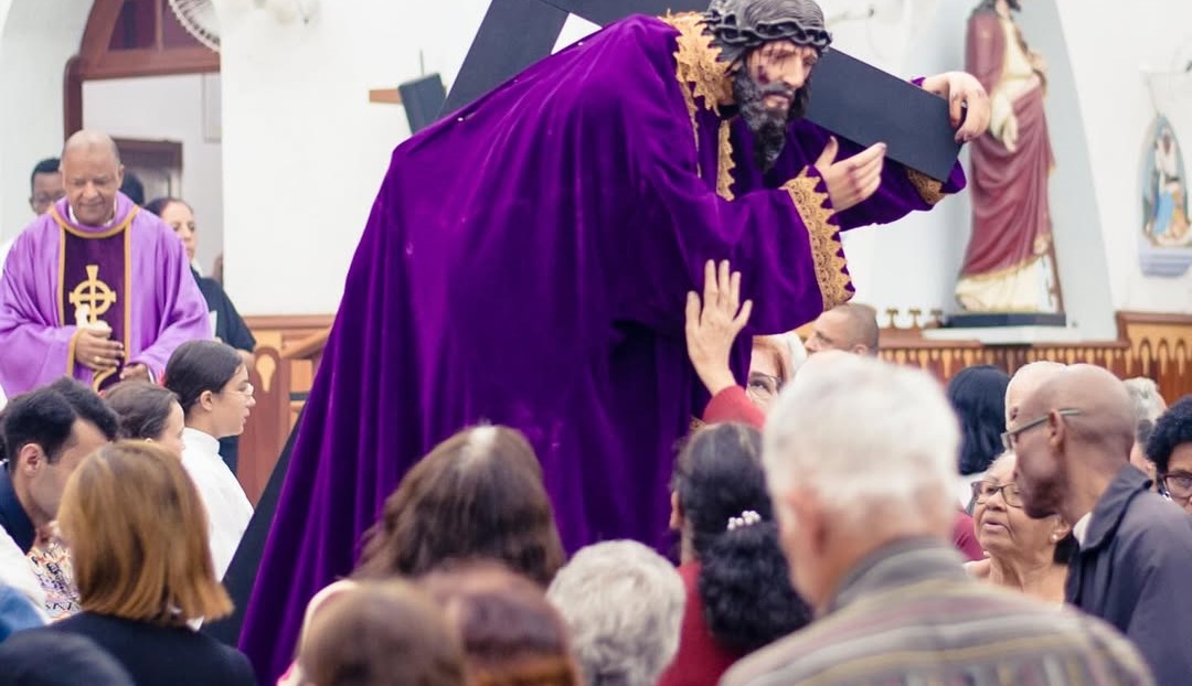 Tríduo Pascal: celebrações mais importantes da fé cristã começam nesta quinta-feira em Santos Dumont